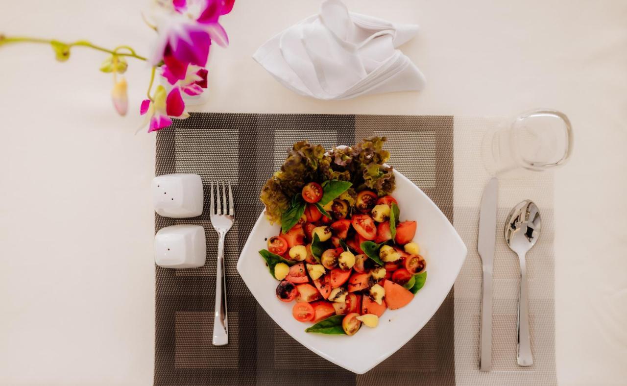 كُلفا Krishna Beach Resort & Spa المظهر الخارجي الصورة